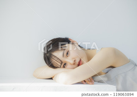 美女形象 119063894