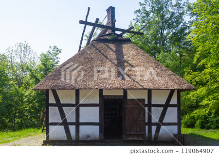 An old farmhouse in Germany 119064907