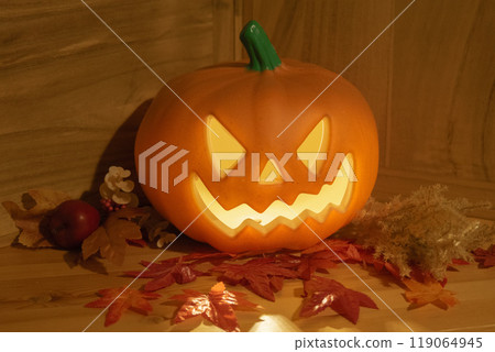 Glowing Jack O'Lantern 119064945