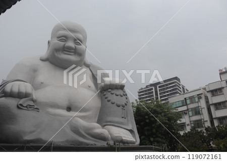The Taichung Buddha at the Baohua Zen Temple in Taiwan 119072161