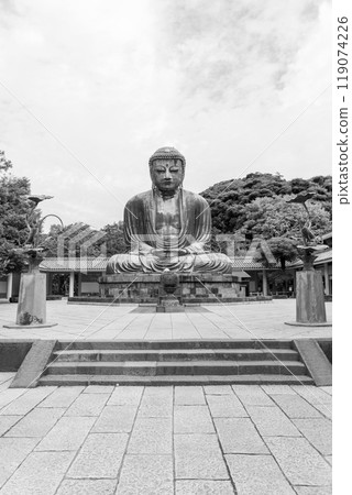 The Great Buddha of Kamakura Kotokudan 119074226