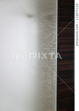 Scales of mirrors 119075128
