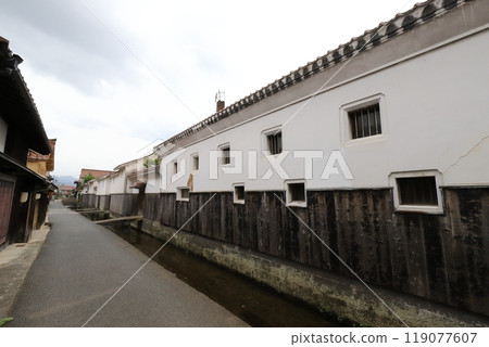 Tottori Kurayoshi Important Preservation Area Kurayoshi White-Walled Storehouses 119077607