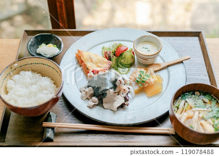 咖啡館的美味套餐 119078488