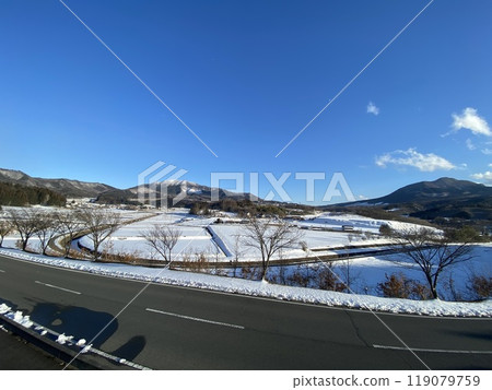 View from the Nakayama Basin Roadside Station (Takayama village in winter) 119079759