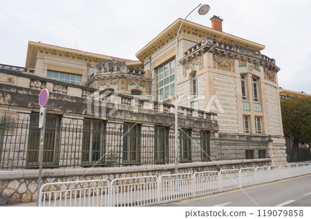 Beautiful architecture of Nice, south of France 119079858