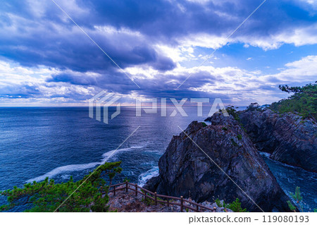 [Sea material] Scenery of Goishi coast [Iwate Prefecture] 119080193