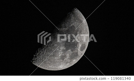 半月 119081340