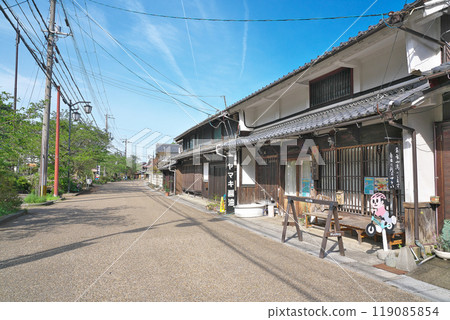 [Nakasendo Road Samegai-juku] Samegai, Maibara City, Shiga Prefecture 119085854