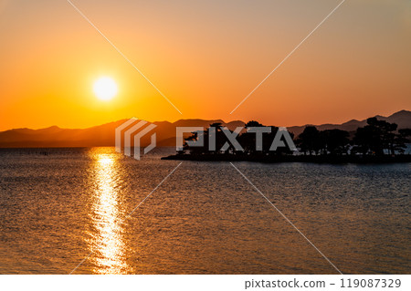 島根縣宍道湖的日落 119087329