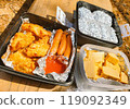 A delicious picnic lunch 119092349