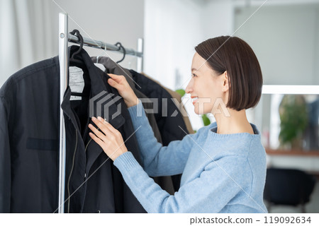 Change of clothes, winter clothes Change of clothes, winter clothes 119092634