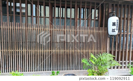 Kuroe latticework in the Kishu lacquerware village 119092911