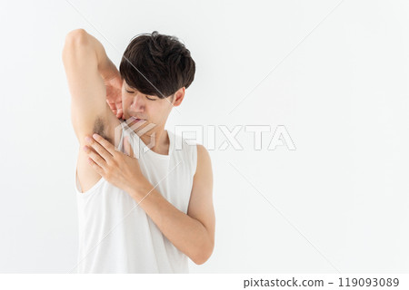 腋毛腋毛中年男性 119093089