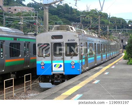 2017.7.28 JR伊東線來宮站 伊豆急8000系 2017.7.28 JR伊東線來宮站 伊豆急8000系 119093197