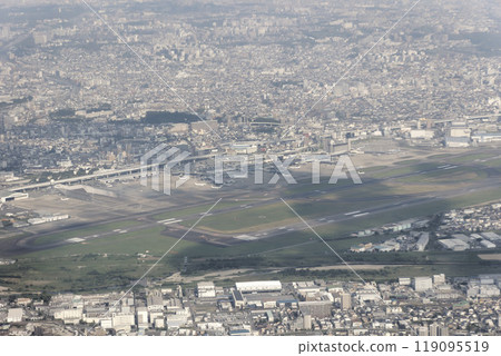 從伊丹機場/飛機窗口起飛 119095519