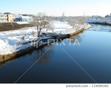 鶴見川雪景 鶴見川雪景 119096360