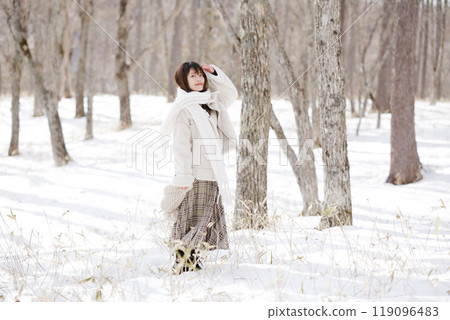 Beautiful Japanese women 119096483