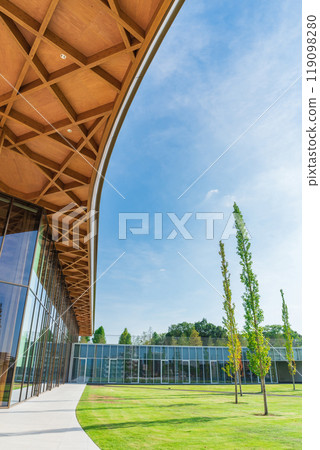 豐田市立博物館矗立在一座小山上，俯瞰豐田市容（愛知縣豐田市） 119098280