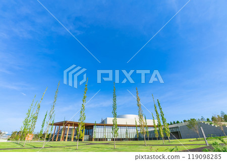 豐田市立博物館矗立在一座小山上，俯瞰豐田市容（愛知縣豐田市） 119098285