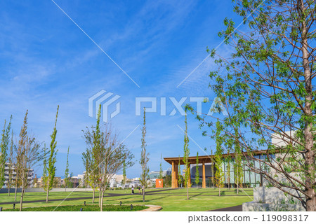 豐田市立博物館矗立在一座小山上，俯瞰豐田市容（愛知縣豐田市） 119098317