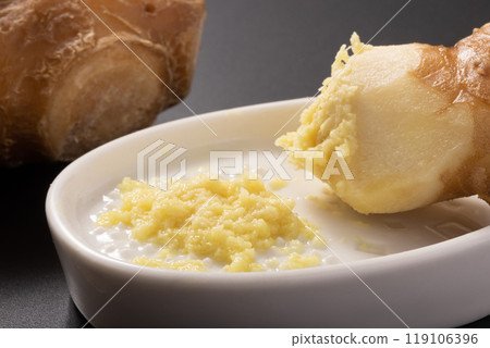 磨碎的薑 119106396