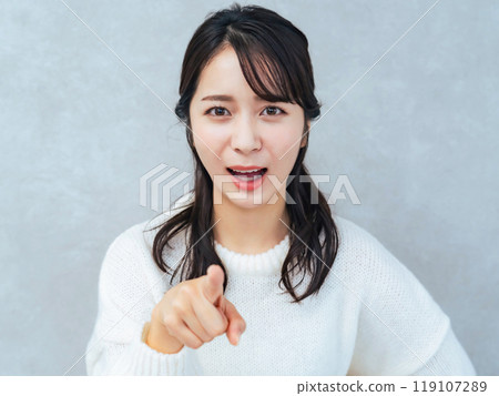 一個憤怒的女人 一個憤怒的女人 119107289