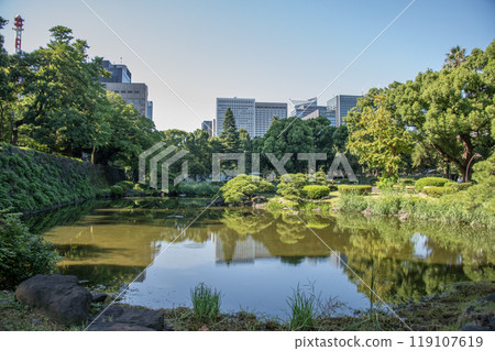 東京千代田區日比谷公園 119107619