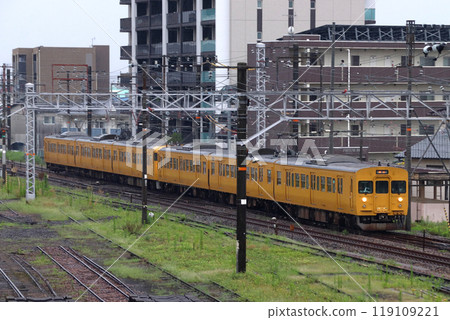 [JR-W] Sanyo Main Line 115 series 1600 series (Okayama⇔Mihara) 119109221