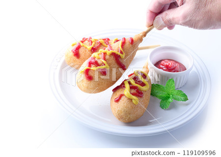 American dog fast food (white background) 119109596