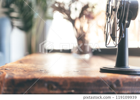 有古董物品的房間 有古董物品的房間 119109939