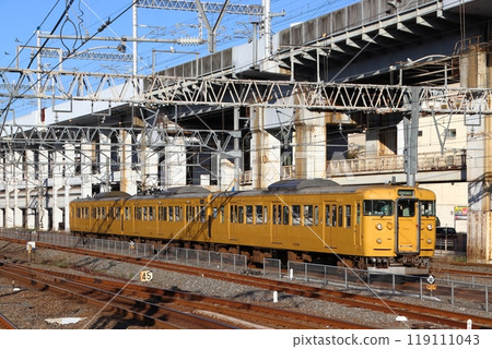[JR-W] Sanyo Main Line 115 series 300 series (Okayama to Itozaki) 119111043