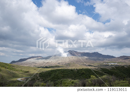 Mount Aso seen from Kusasenri Beach, Aso Kuju National Park, Kumamoto Prefecture Mount Aso seen from Kusasenri Beach, Aso Kuju National Park, Kumamoto Prefecture 119113011
