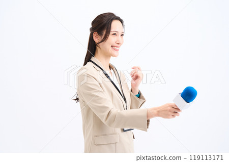 訪問者、記者、主持人、播音員、報導、娛樂 119113171