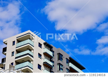 新建的公寓 119114018