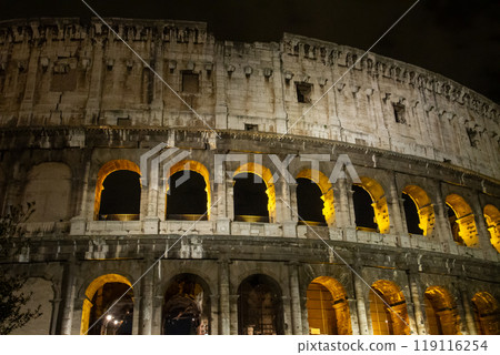 Southern Europe, Italy, Lazio, World Heritage Site, Colosseum ruins in the historic center of Rome 119116254