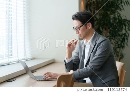 Business image  Business image 119118774