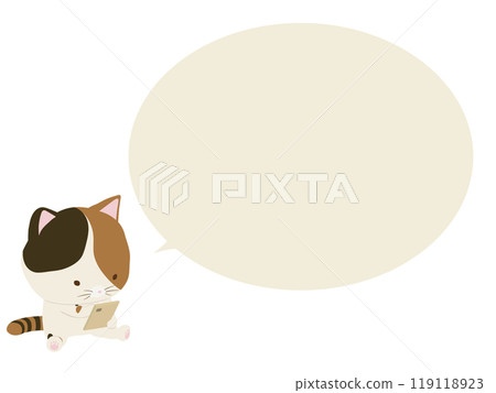 一隻操作智慧型手機的三色貓。與演講泡泡 一隻操作智慧型手機的三色貓。與演講泡泡 119118923