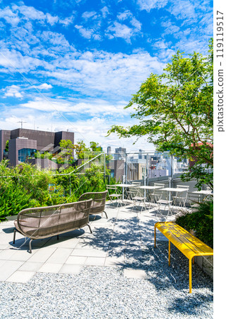 [東京] 鬱鬱蔥蔥的綠色屋頂花園原宿東急廣場“原門” 119119517