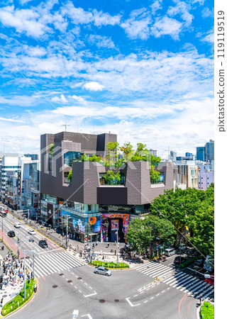 [Tokyo] Tokyu Plaza Omotesando "Omokado" as seen from Harakado 119119519