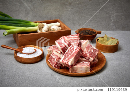 beef, meat, food ingredients, cooking ingredients, cooking preparation, cooking, vegetables, vegetables beef, meat, food ingredients, cooking ingredients, cooking preparation, cooking, vegetables, vegetables 119119689