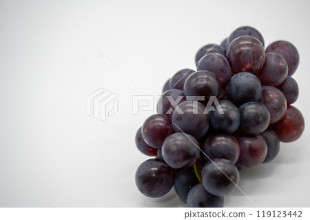 Fresh grapes Fresh grapes 119123442