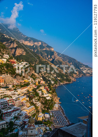 Everyday life in Amalfi, Italy 119127793