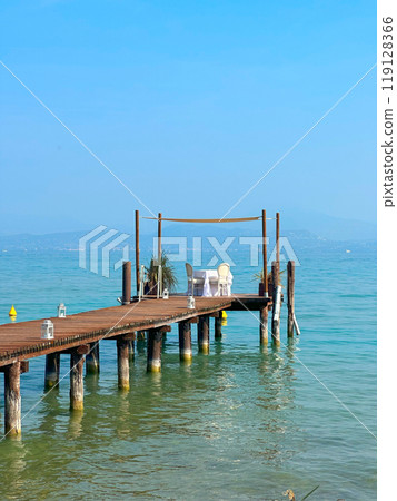 Lake Garda at summer 119128366