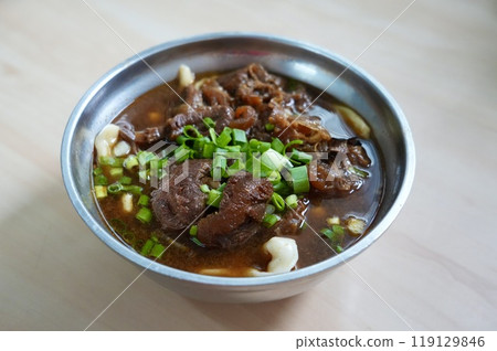 牛肉麵 牛肉麵 119129846