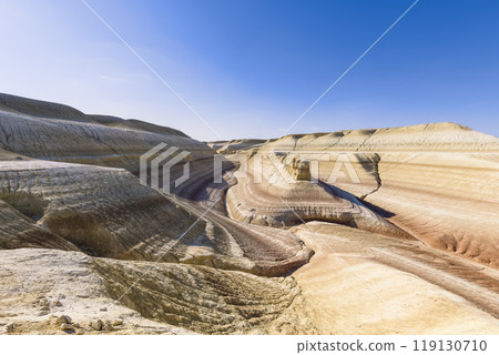 Landscape of Kyzylkup, Ustyurt Plateau, Kazakhstan 119130710