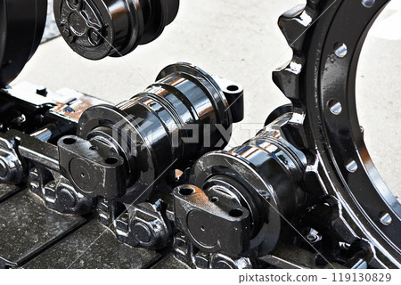 Track with rollers Track with rollers 119130829
