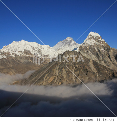 Mt Everest and  sea of fog, Nepal. 119130884