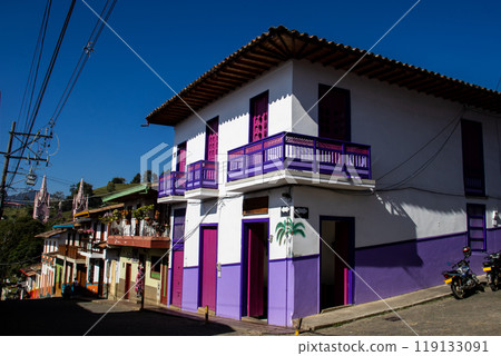 Beautiful streets of the Heritage Town of Jerico located in the Department of Antioquia in Colombia. 119133091