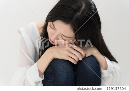 一位沮喪的小姐 一位沮喪的小姐 119137804